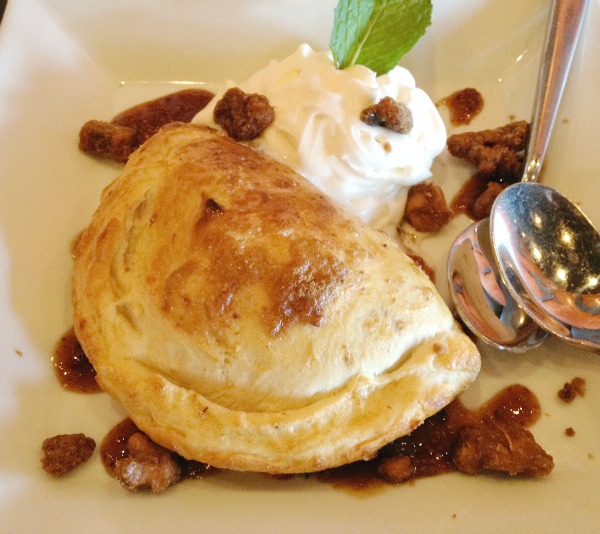 #fig and goat cheese empanada