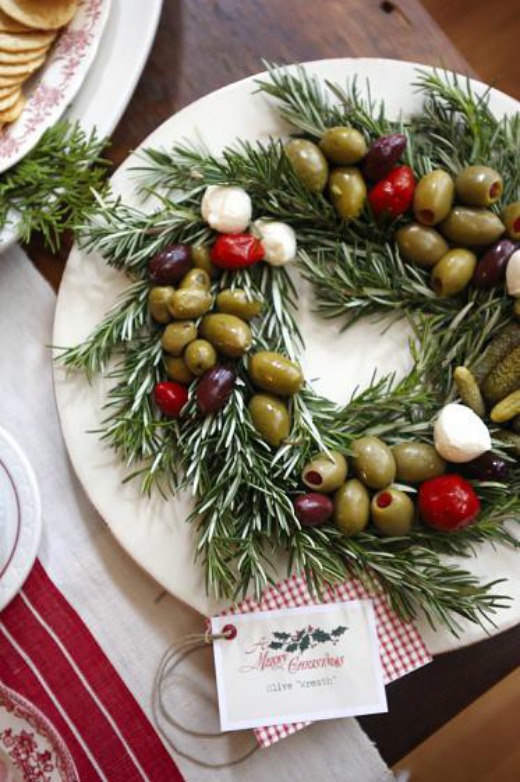 #olive appetizer wreath
