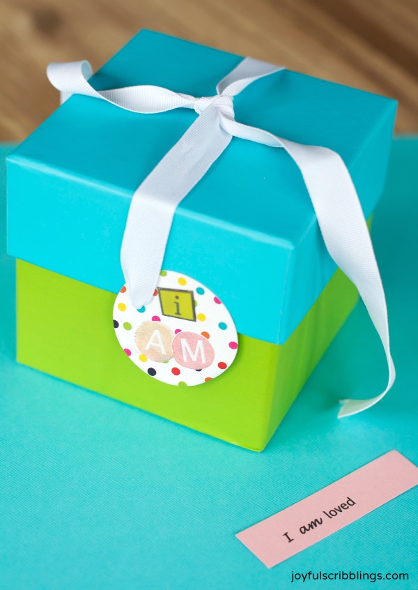 #I AM Gift Box