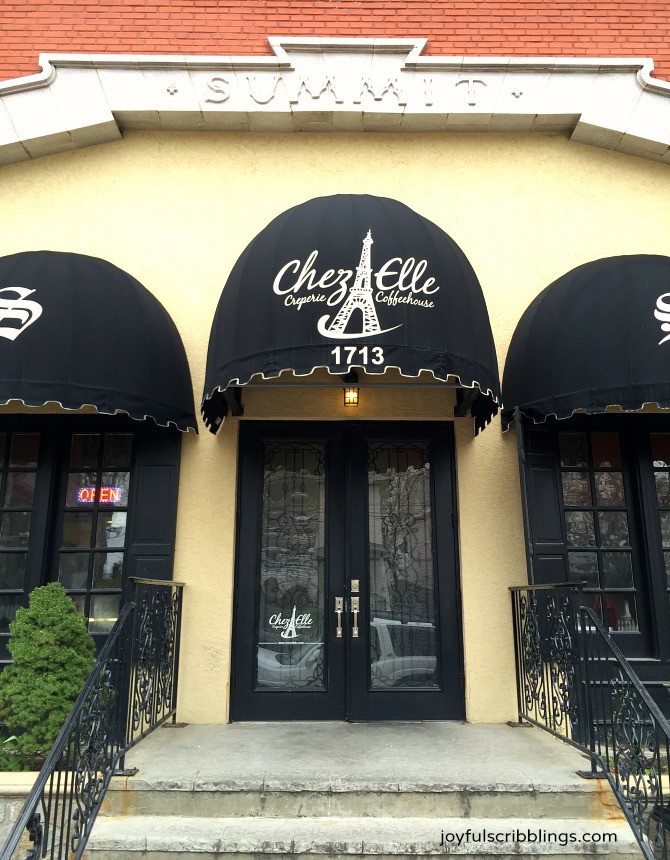 Chez Elle